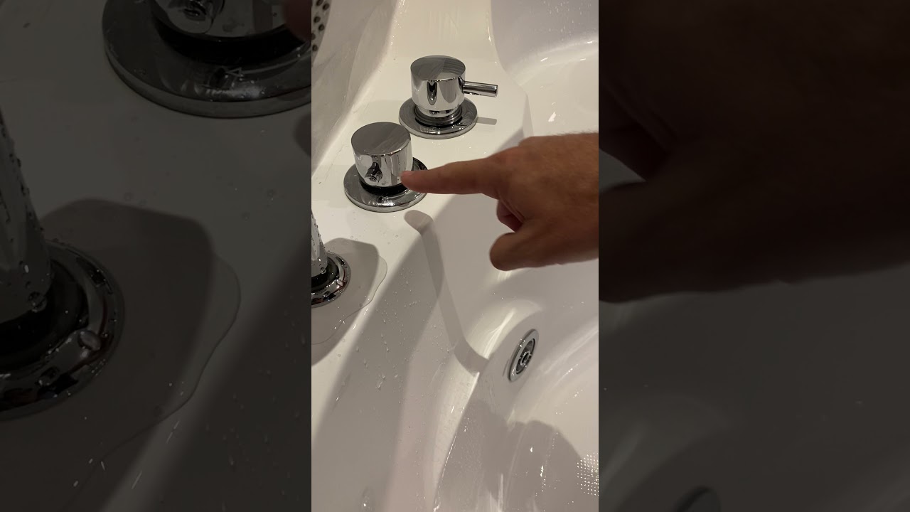 Instructions for set up the Jacuzzi.