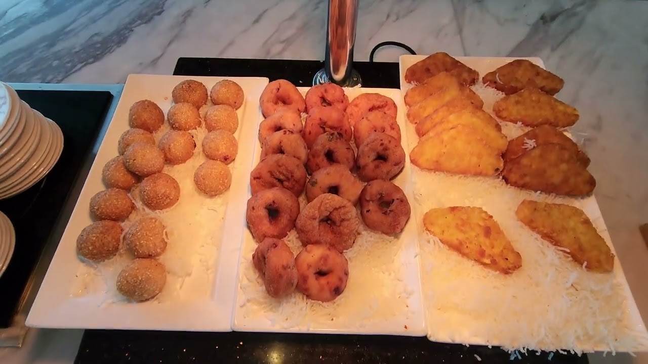 Malaysia Airlines Regional Golden Lounge Brunch Kuala Lumpur International Airport Terminal 1 KLIA
