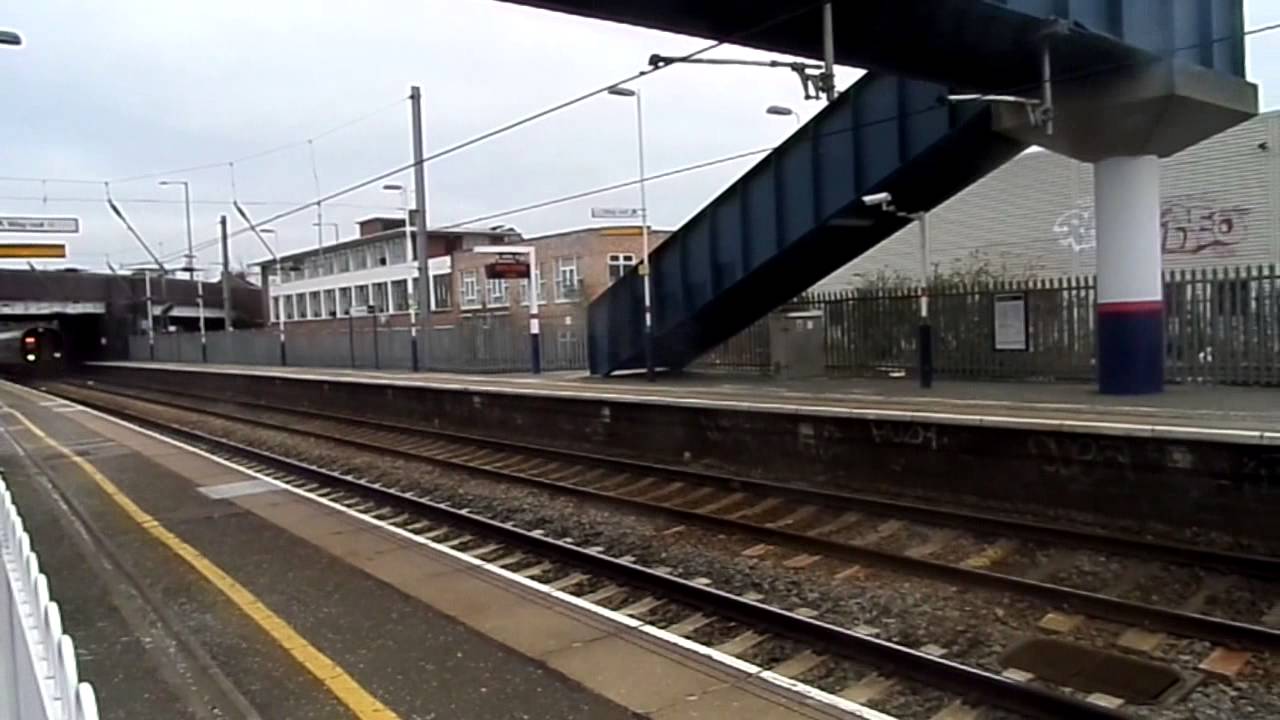 Trains at Hendon station 27/2/16