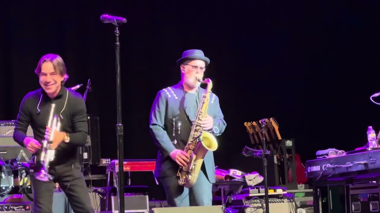 The Mavericks “All You Ever Do is Bring Me Down” Iroquois Amphitheater-Louisville, Ky 4/25/2025