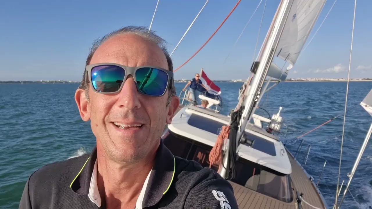 Contest 50 CS in navigazione e interni - European Yacht of the Year 2024