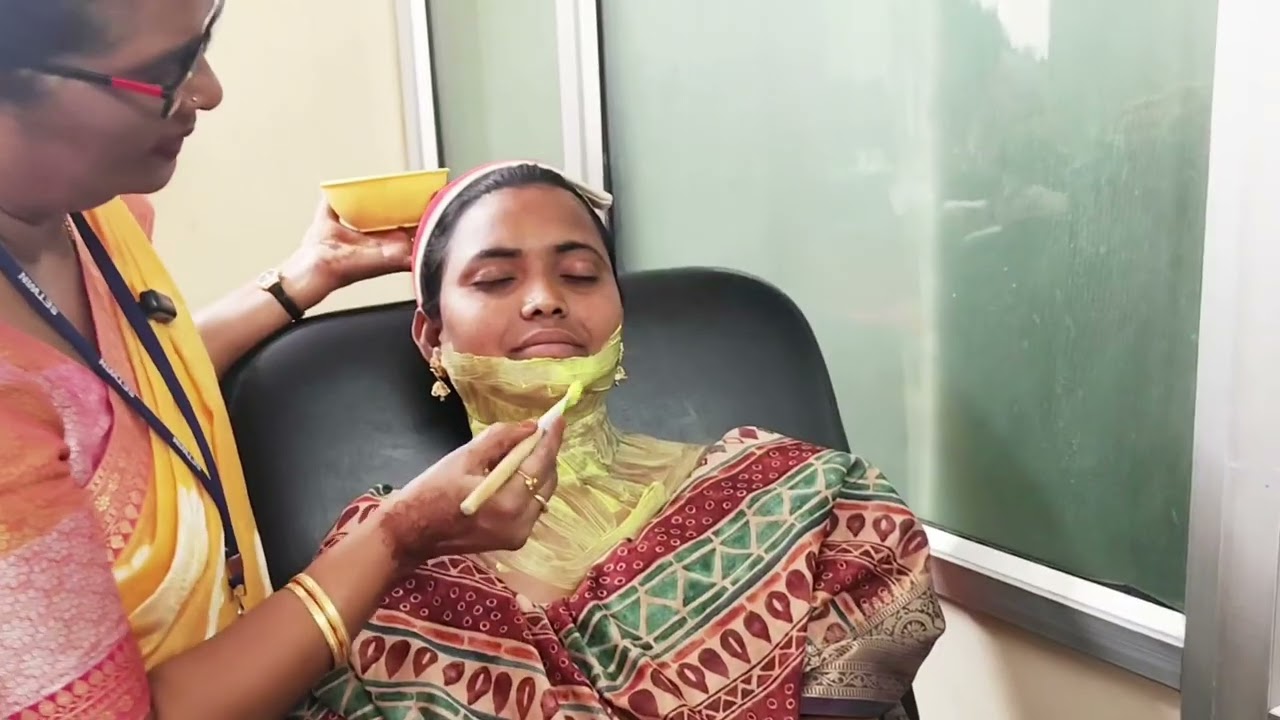 Bleaching applying procedure.