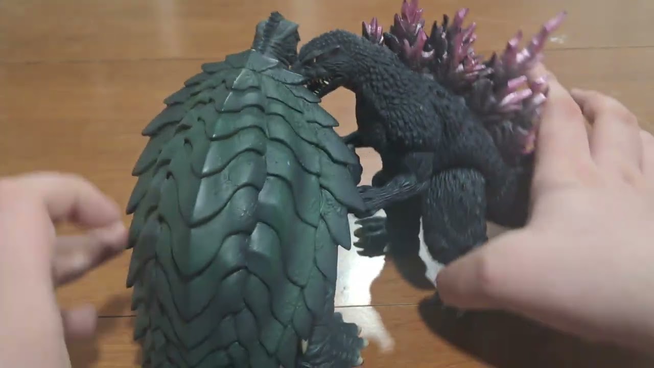 Godzilla 2000 vs Gamera 