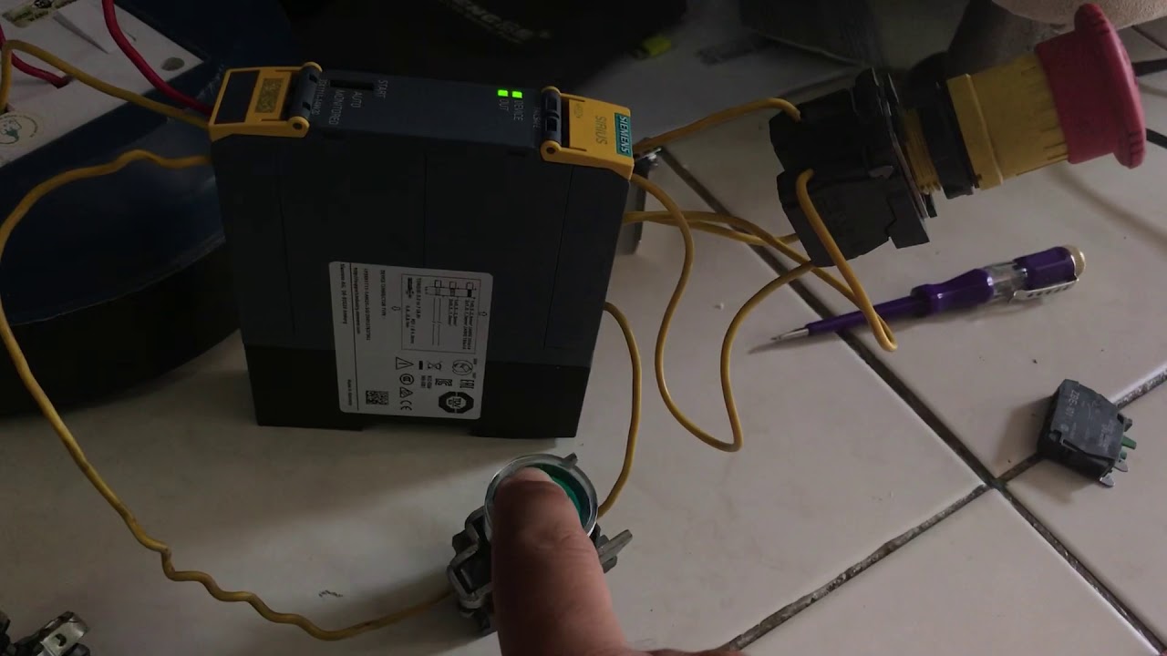 3SK1111 1AW20 EStop