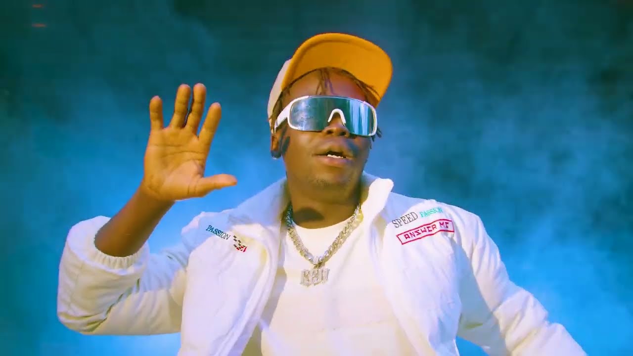 Tic Upe OFFICIAL HD VIDEO  Robin Man ft Ramcey