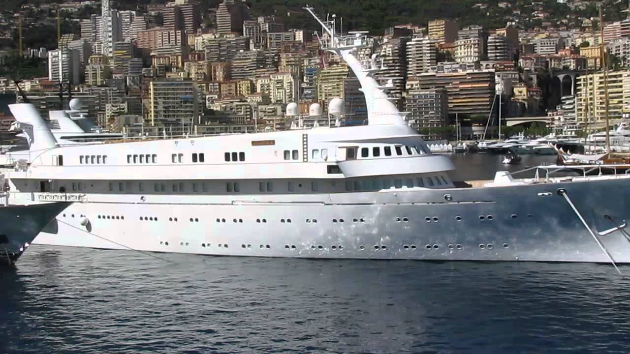 yacht Atlantis II
