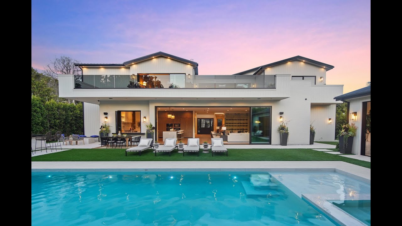 Inside New Brentwood Home With a Stunning Pool