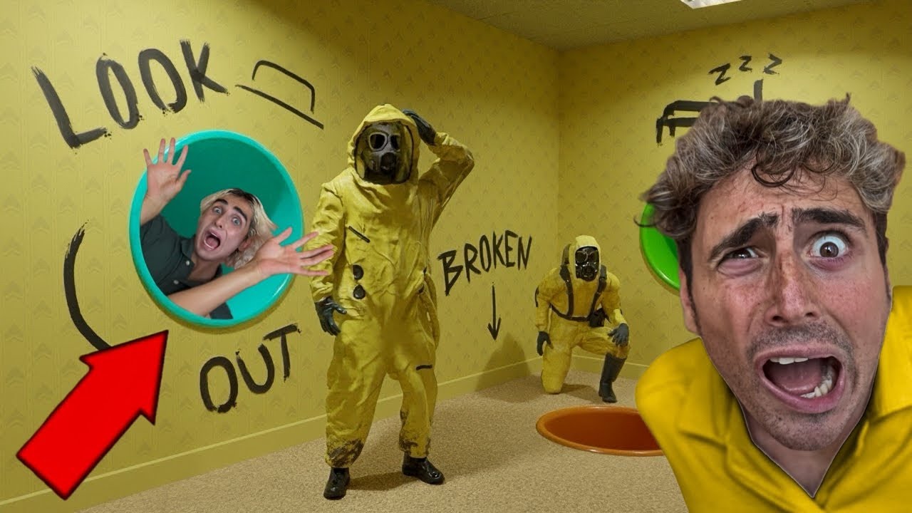 WE ENTERED THE BACKROOMS AND IT WAS A HUGE MISTAKE…😱😰
