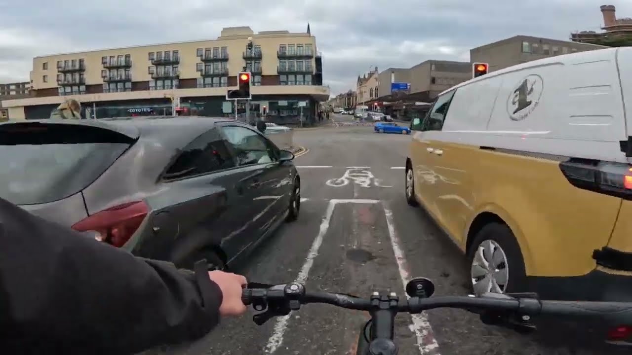Stukje Fietsen Inverness City Center