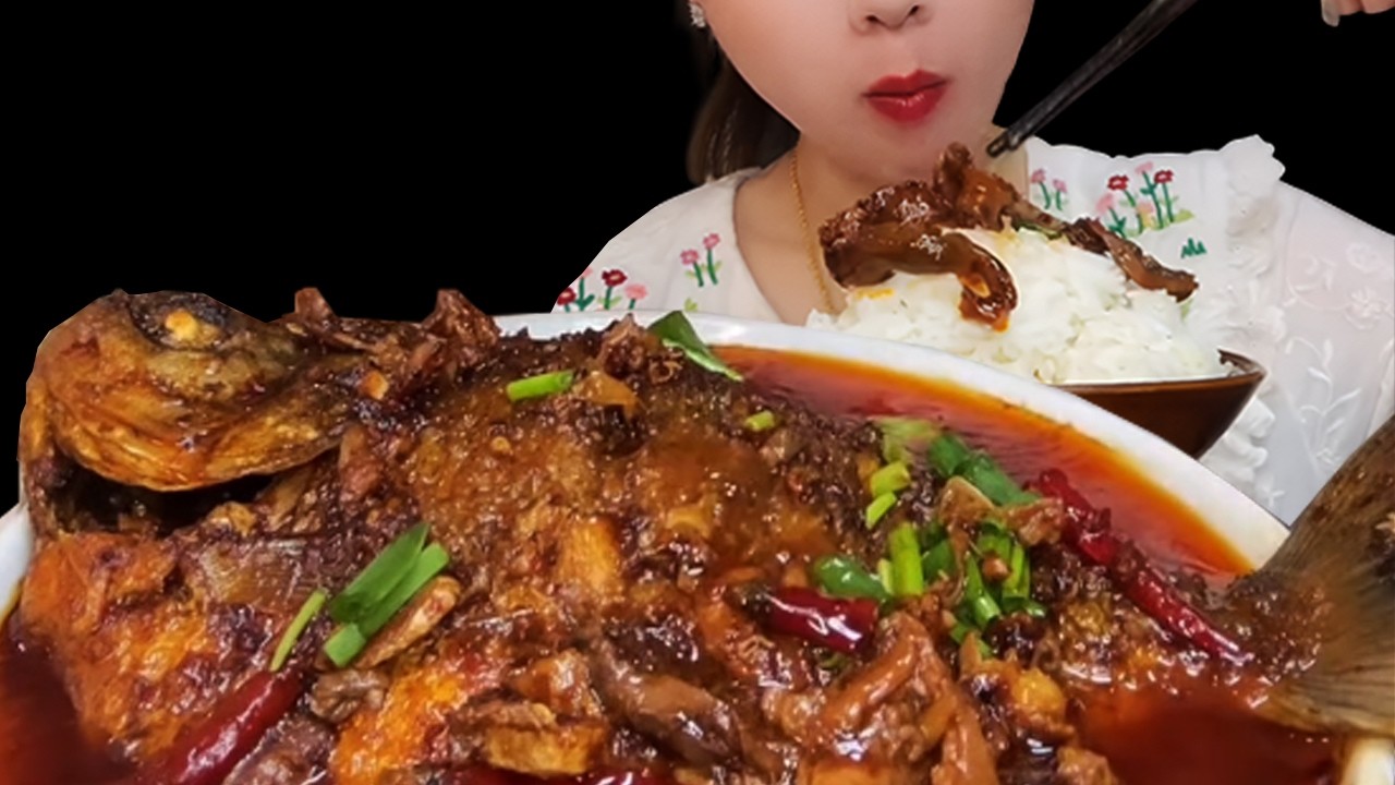 MUKBANG ASMR (braised fish in soy sauce)