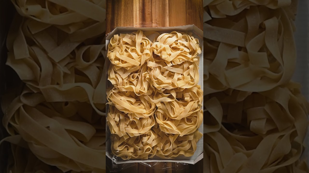 Makaron przerabiany częściej niż carbonara - Fettuccine Alfredo. #foxxgotuje #alfredo