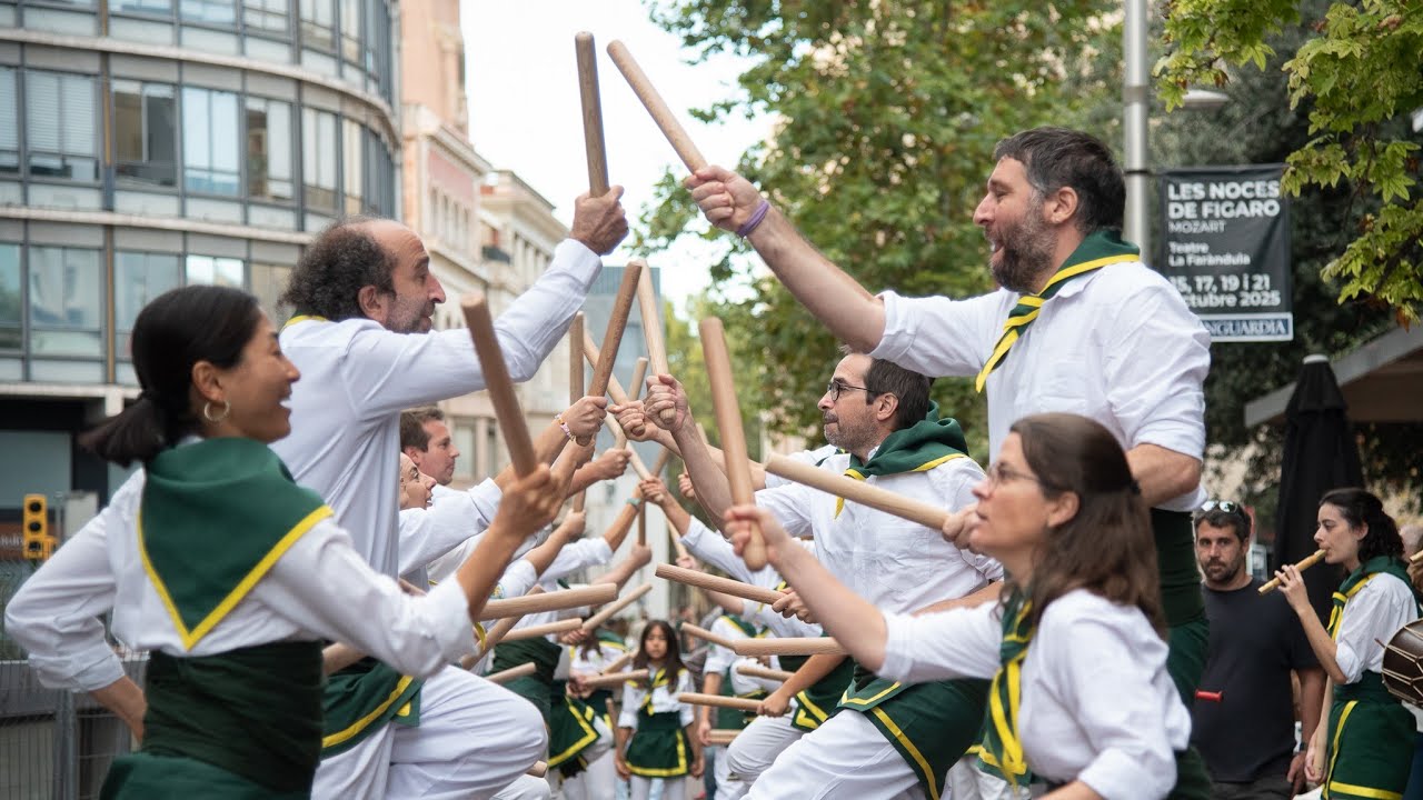 Els Bastoners de Sabadell celebren la seva 28a diada i estrenen nou vestuari del Ball del Rodet