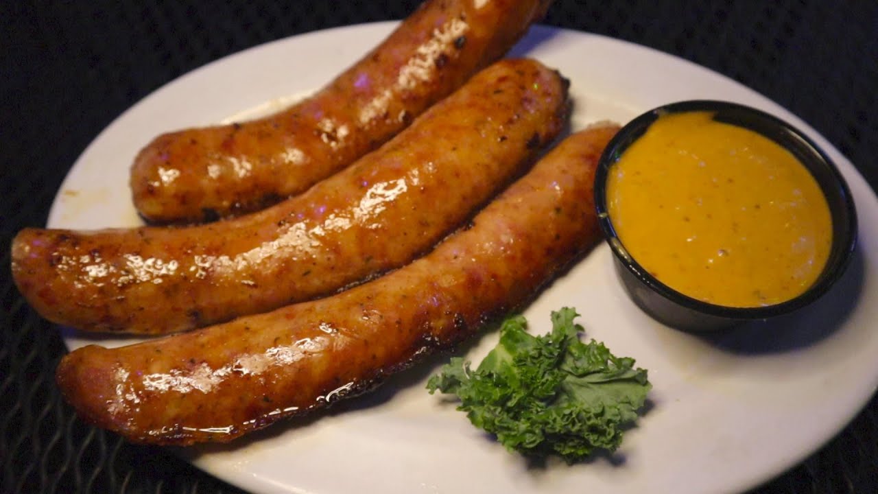 【新奥尔良篇】老板，你这香肠什么做的？鳄鱼肉啊 What to eat in New Orleans? Tasty gator meat