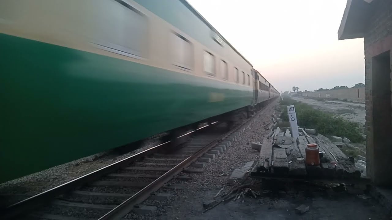 Pakistan Express 45 Up Super Fast Action