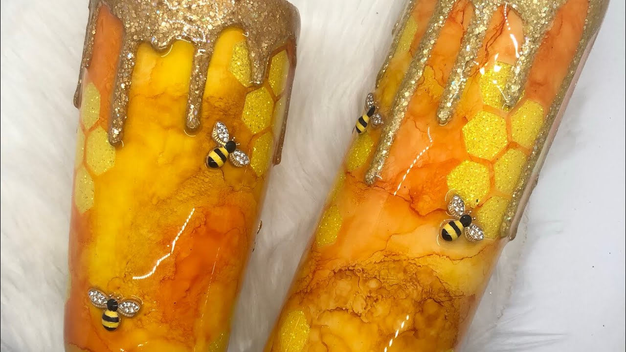 Honey Bee 3D Honey Drip and Bee Glitter Tumbler Tutorial