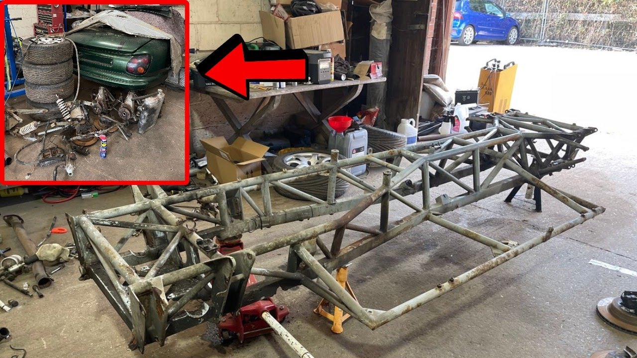 STRIPPING MY TVR CERBERA CHASSIS BARE!! HALF WAY!! KIND OF...