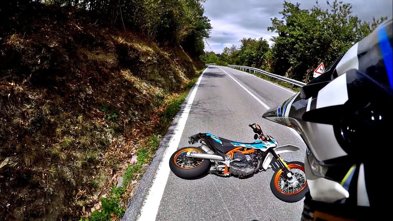ITALY SUPERMOTO ROADTRIP 2017 | Neardeath + Wheeliefail
