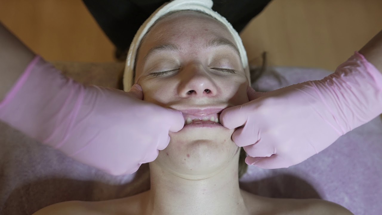 Massage intrabuccal