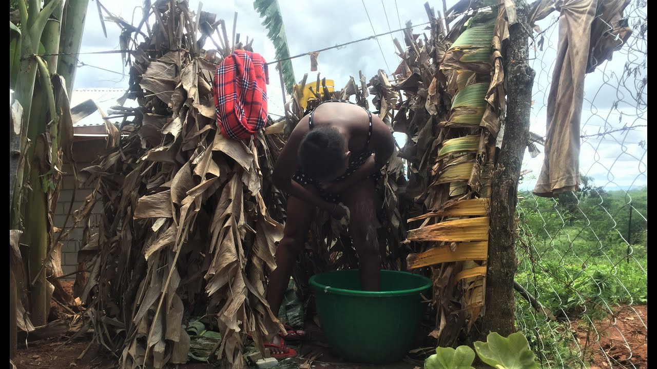 African Village Life // African Village Bathing