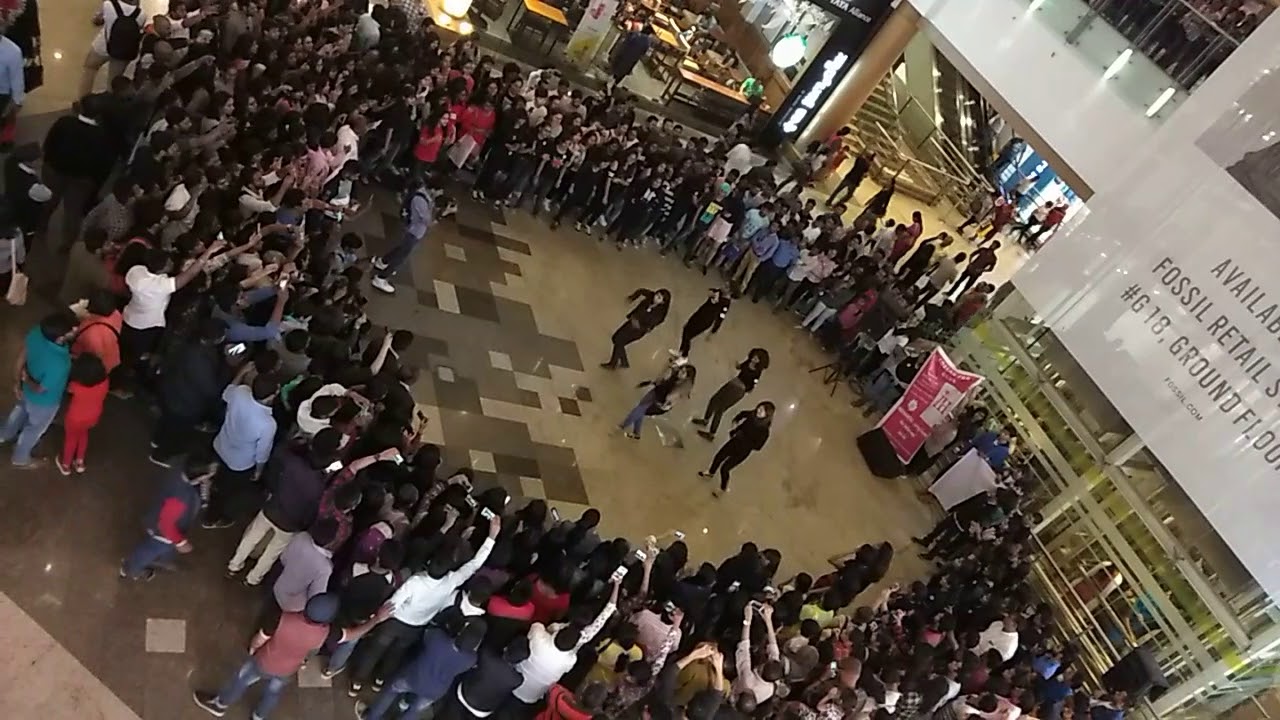 KPOP FLASHMOB IN BANGALORE, INDIA - INDHANGUL 2018