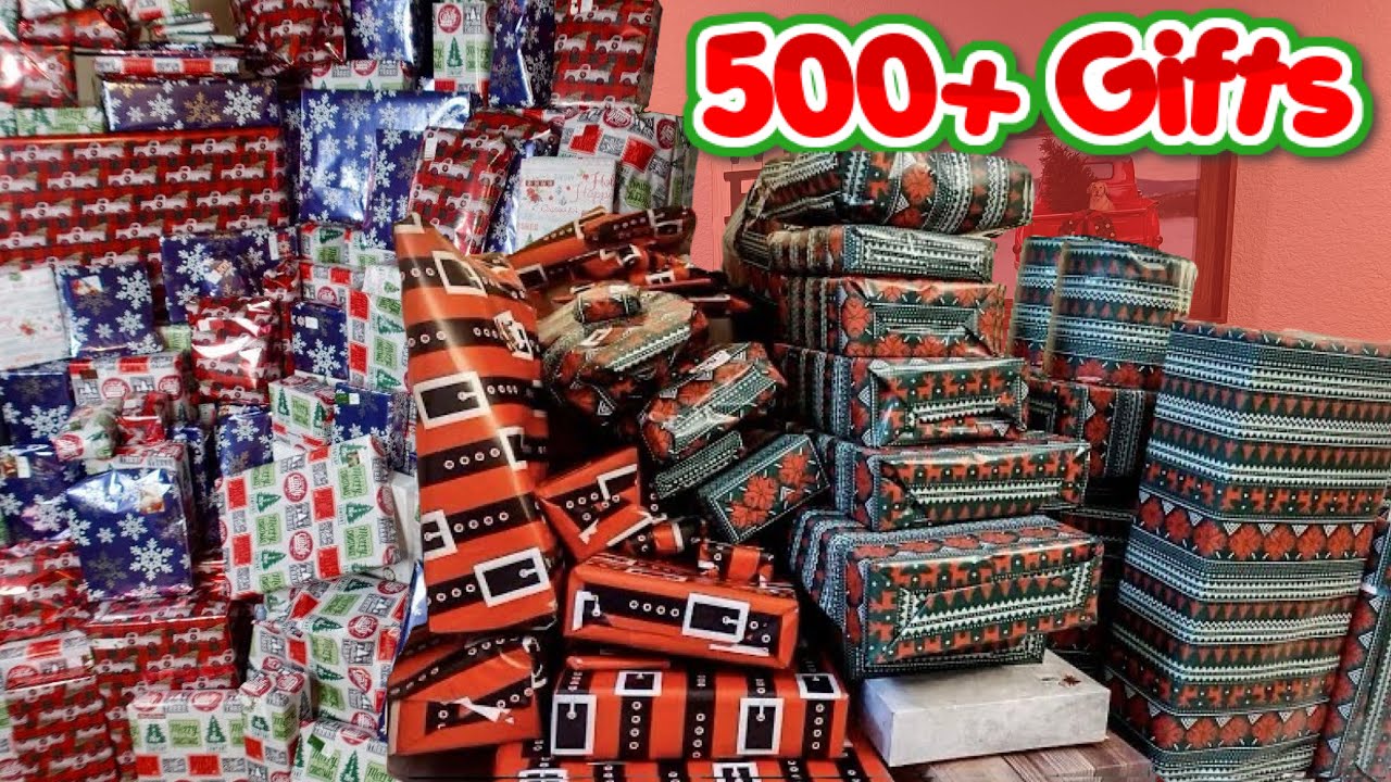 WRAPPING 500 CHRISTMAS GIFTS | Wrap With Me