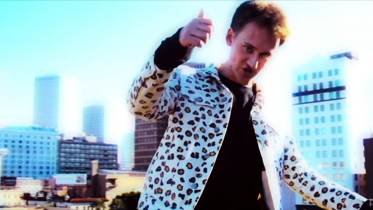 maxtaylor - in my sleep (music video)