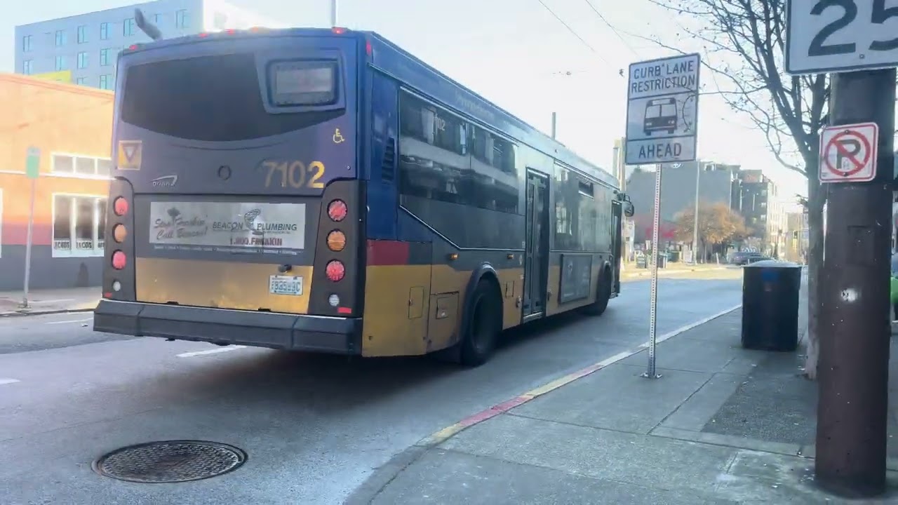 King County Metro Bus Action @ Mercer Street & Queen Anne Avenue 1/23/26
