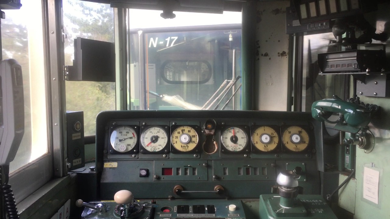 アナログな115系運転台