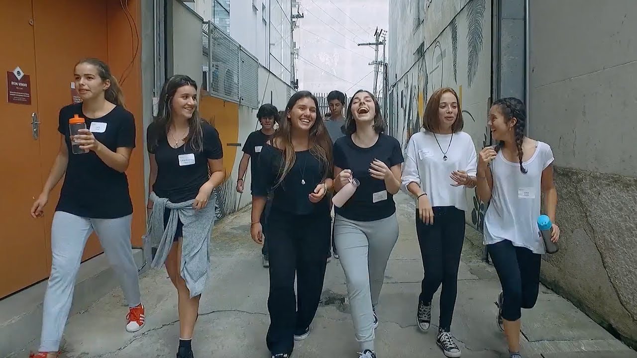 Avenues School: Os Primeiros