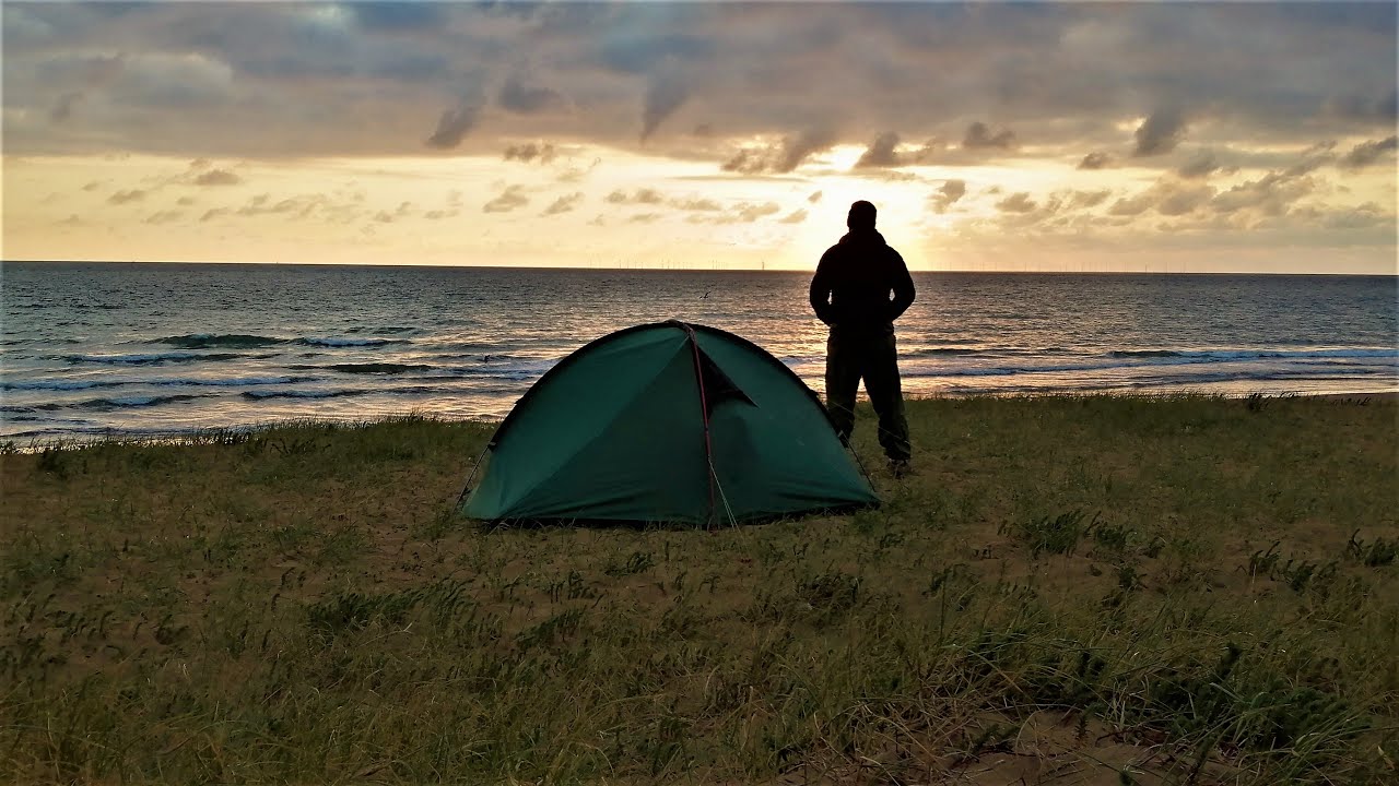 THE WILD COUNTRY HELM 1 TENT | A LONG TERM OWNER'S REVIEW AND BEACH WILD CAMP