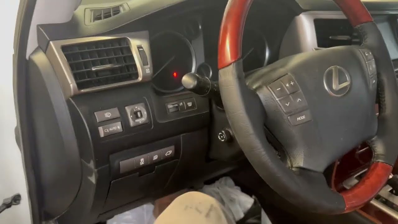 لكزس مؤشر ضغط الزيت لا يعمل Lexus lx570 2013 oil pressure gauge not working