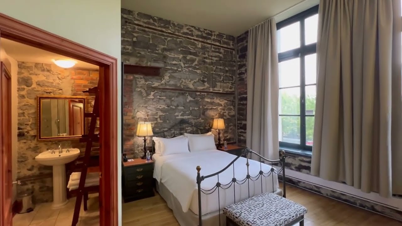Auberge Du Vieux-Port in Montreal.  Room tour, room 101
