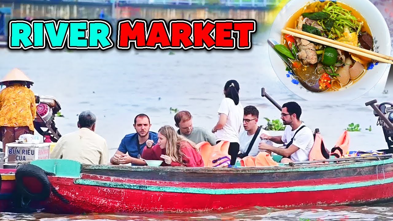 🇻🇳 You Can Have A FULL MEAL On Boats Here!! Vietnam's Unique River Market!