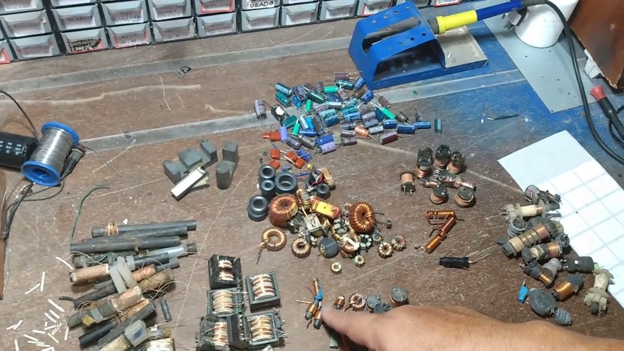 EP 246 - Sucata boa: Ferrites de todos os tipos para diversas montagens futuras