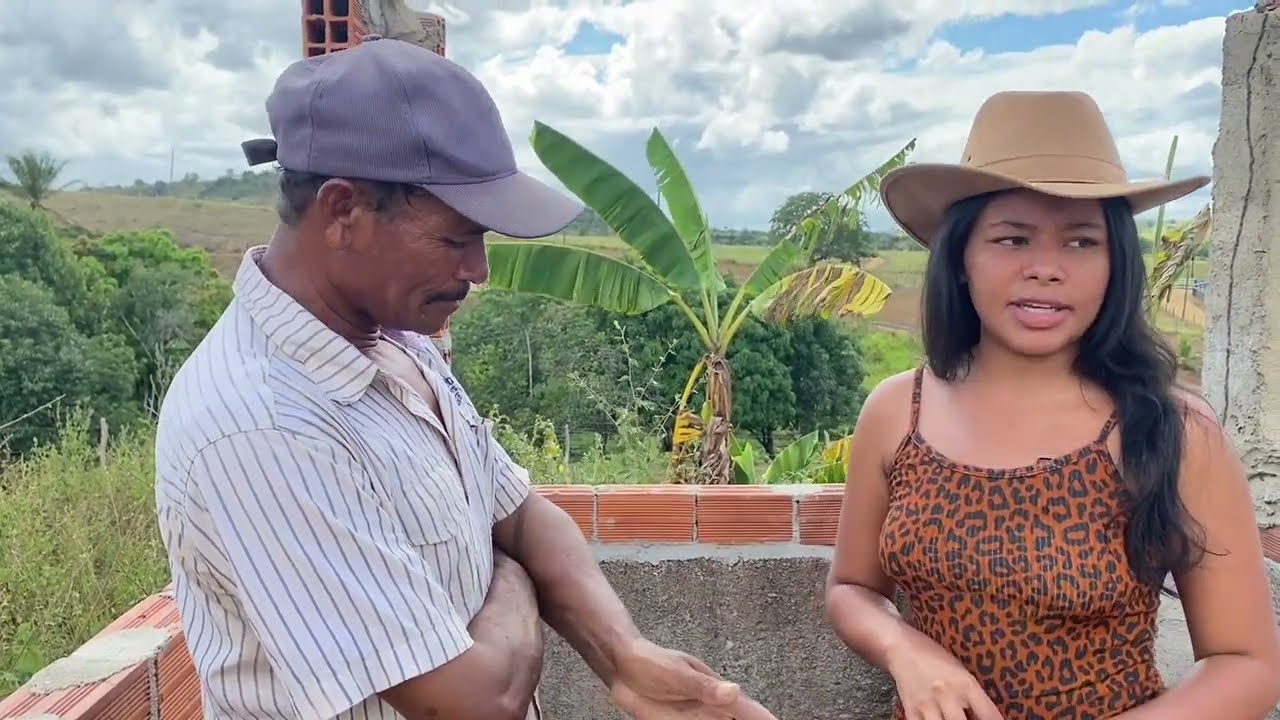 Mulher do funcionário faz uma coisa absurda com a fazendeira