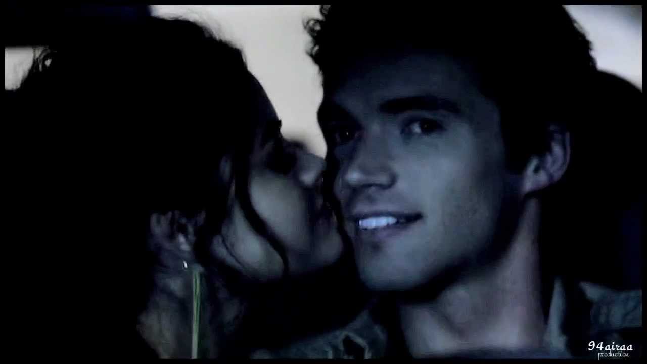 ezra & aria | unspoken