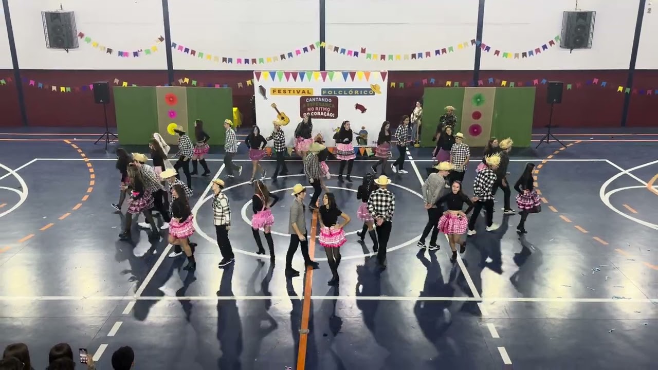 Apresentação Festa Junina Terceirão 2025 - Escola São Domingos
