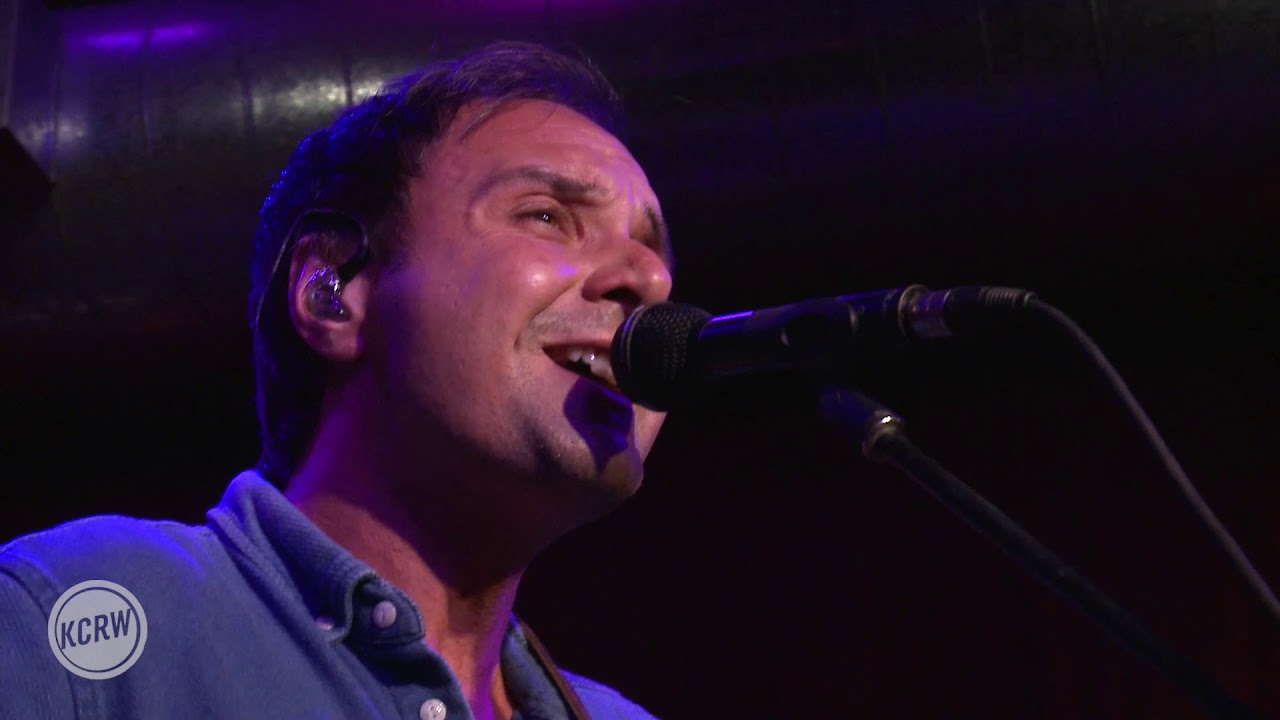 Grizzly Bear performing 