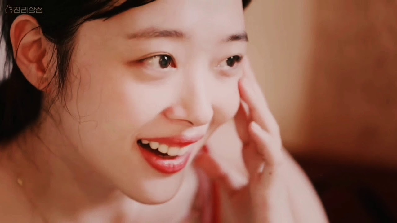 In Memory Of Sulli.