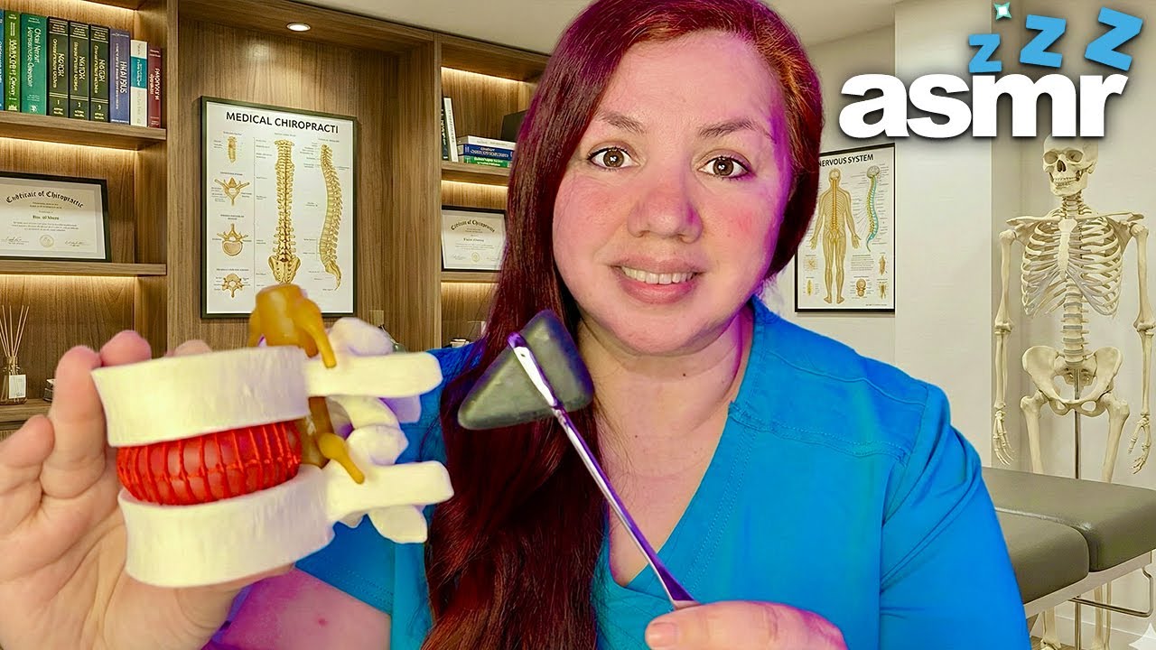 ASMR Doctora Te Examina y Alivia el Dolor de Espalda | Roleplay Médico Relajante