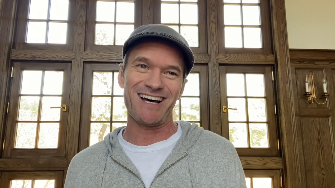 Neil Patrick Harris Performs 