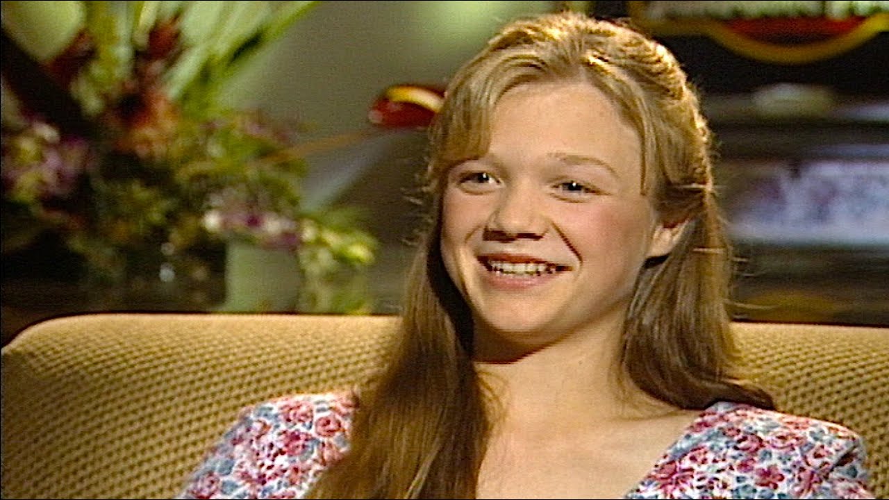 Перемотка: интервью Арианы Ричардс 1993 года о создании «Парка Юрского периода», включая Спилберг...