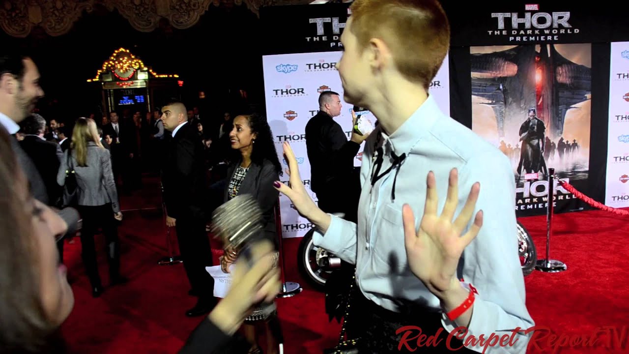 Karen Gillan at the US Premiere of Marvel's Thor: The Dark World #ThorDarkWorld @KarenGillan2