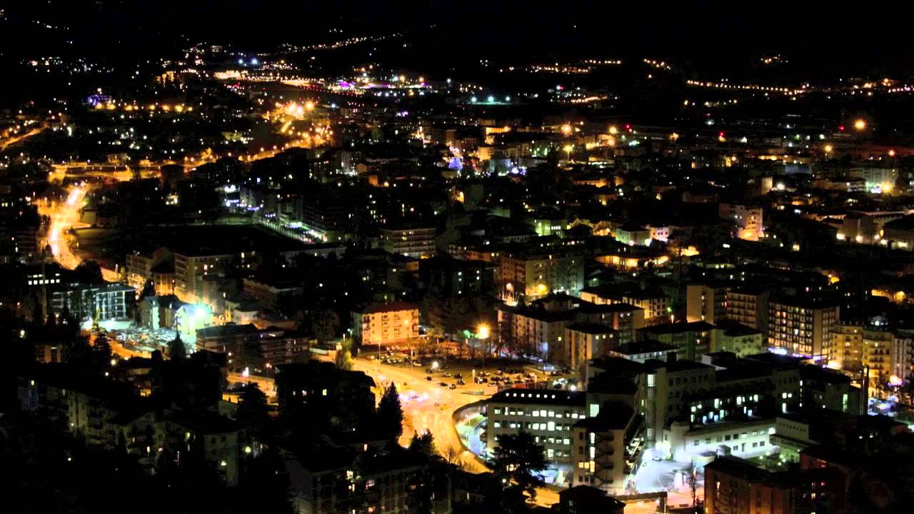 ''Aoste pendant la nuit''_TIME LAPSE