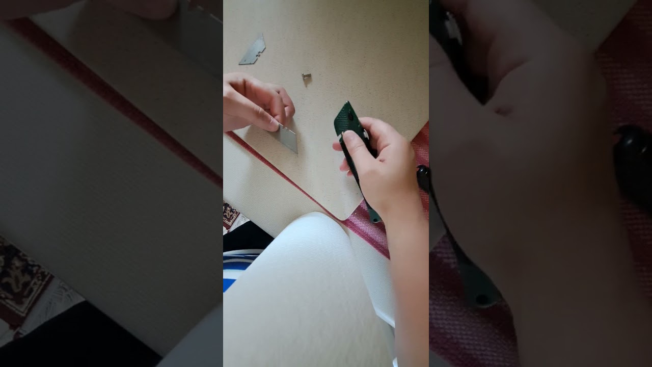 Master force utility knife changing blades