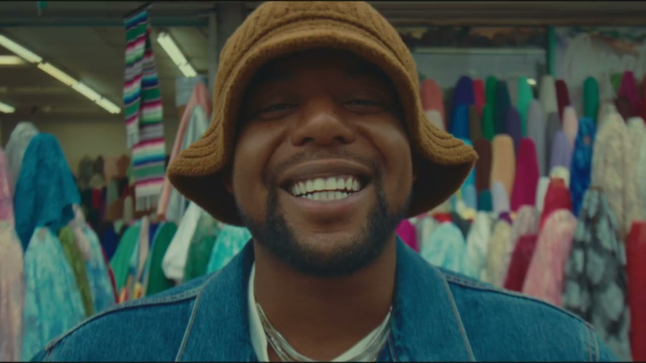 Gimme - Benji. ft Spillage Village (Visualizer)