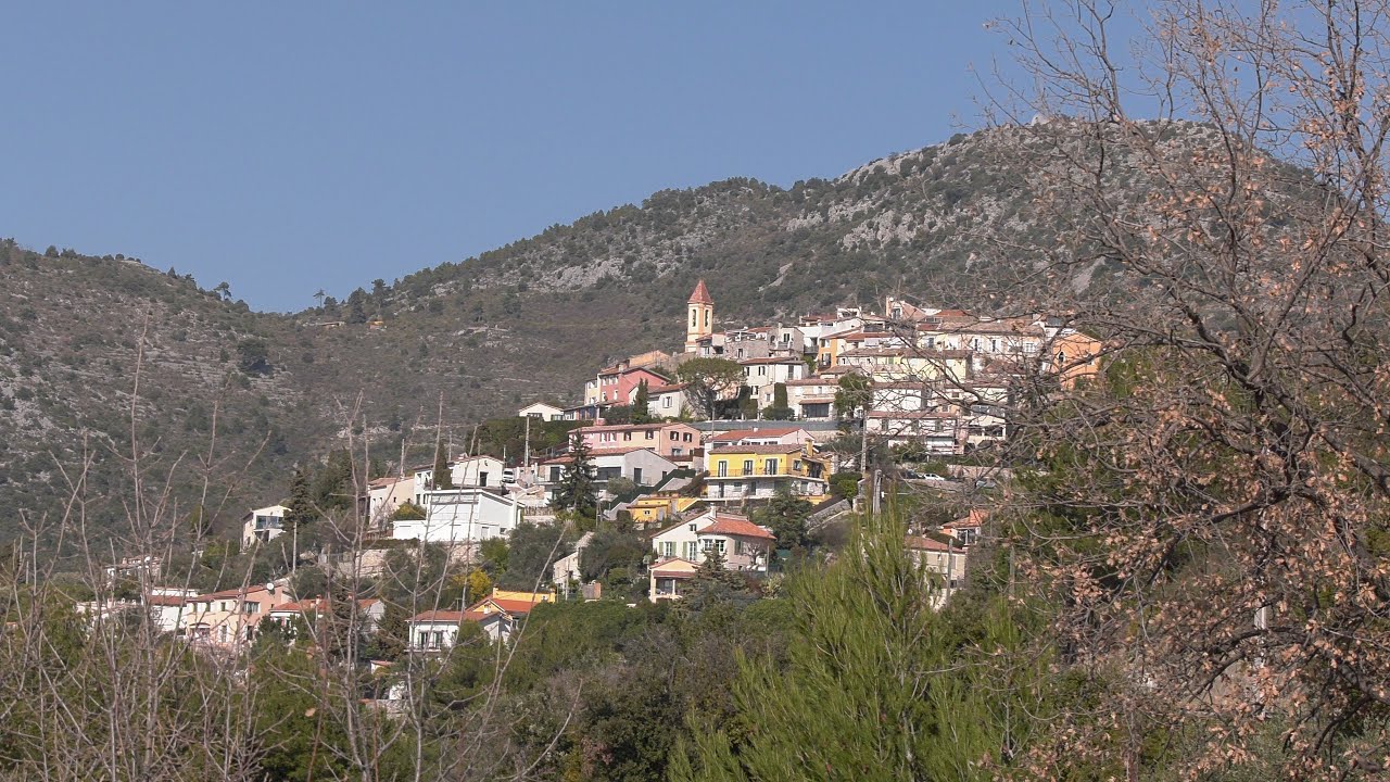 Aspremont, village des collines de Nice 06