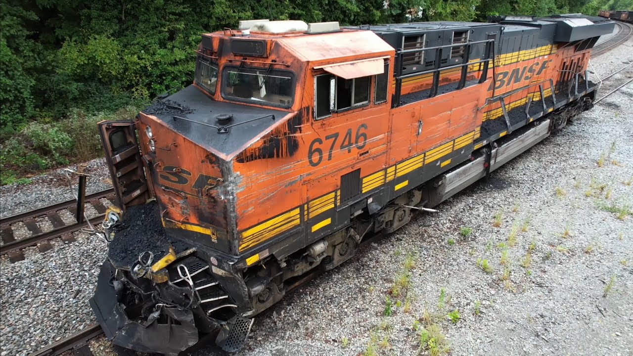 NS 283 Hits a Coal Hopper on 732 at Lindale and Collides Head On Into 29A at Rome, GA
