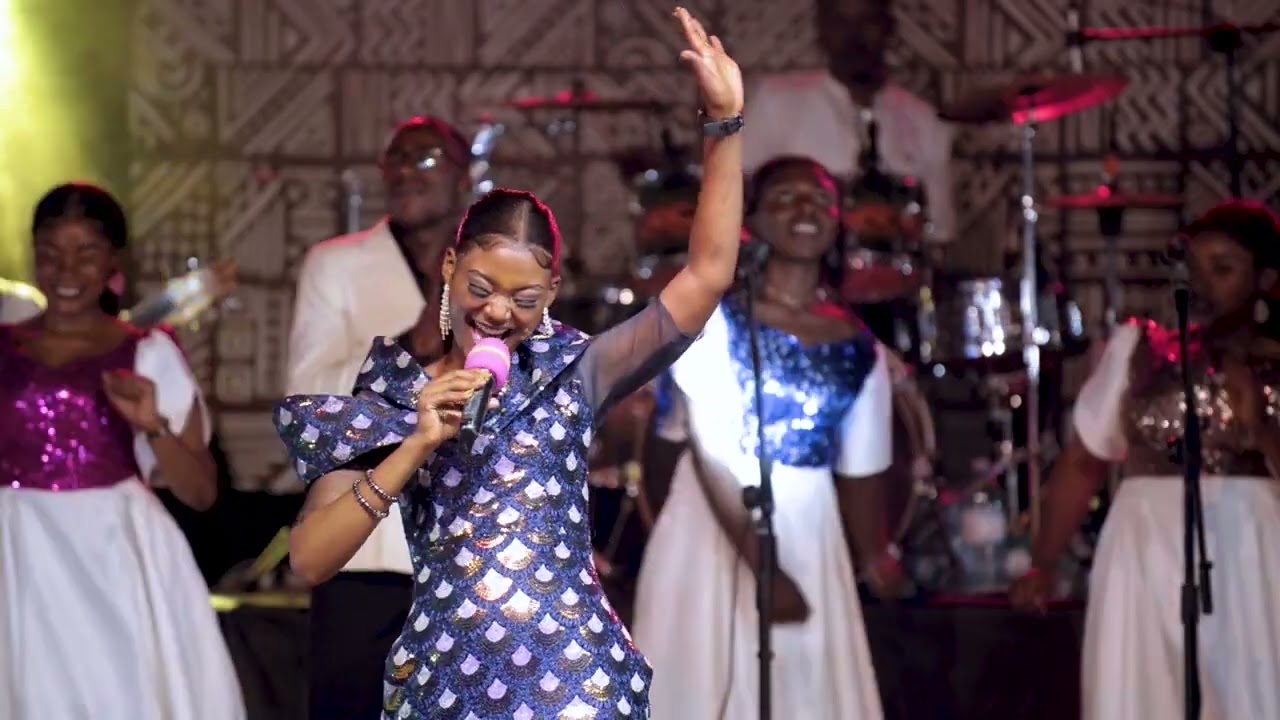 Merveille Kahindo-Nisalama Moyoni(Official Live Recorded Video)