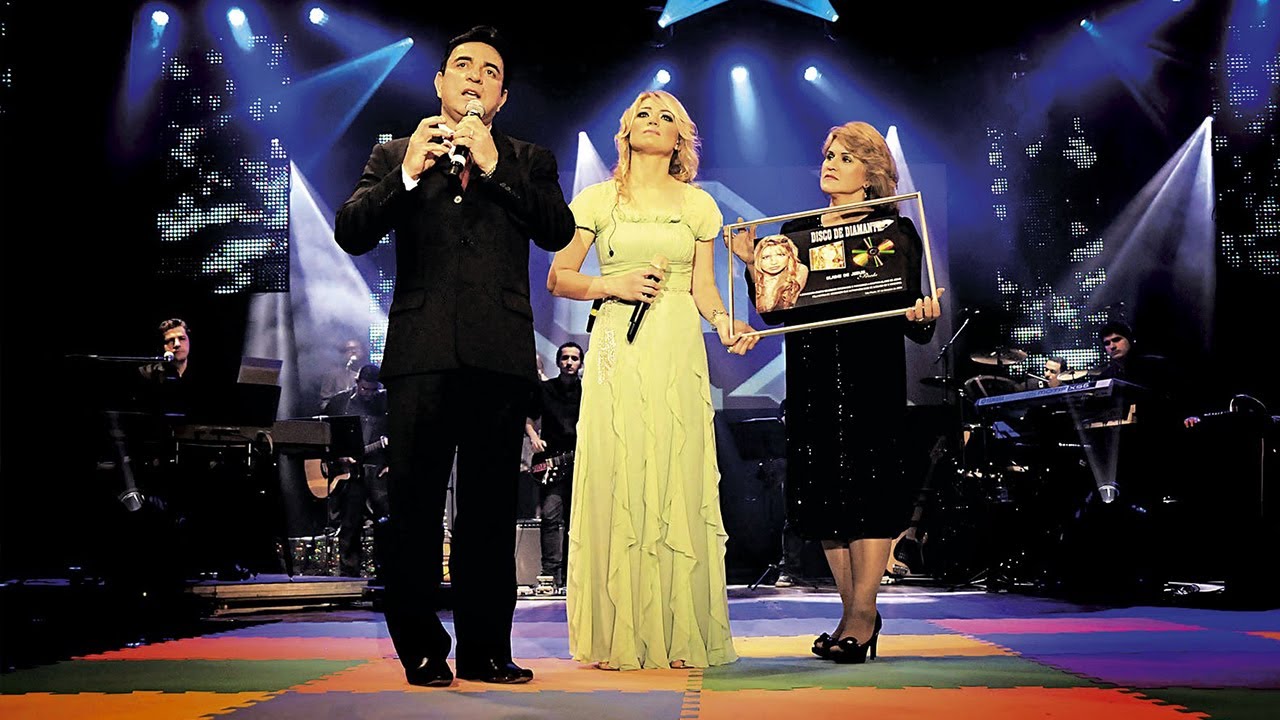 Elaine de Jesus - Testemunho e Homenagem com Pr. Ouriel de Jesus e Pra. Jussara (DVD Show 15 Anos)